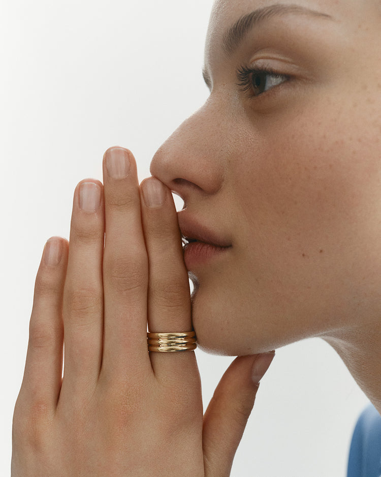 Kirstin Ash - Steadfast Ring Gold