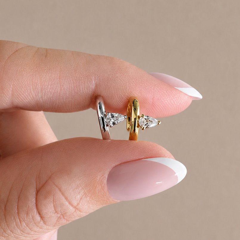 EL&RO Thea Ear Cuff Gold