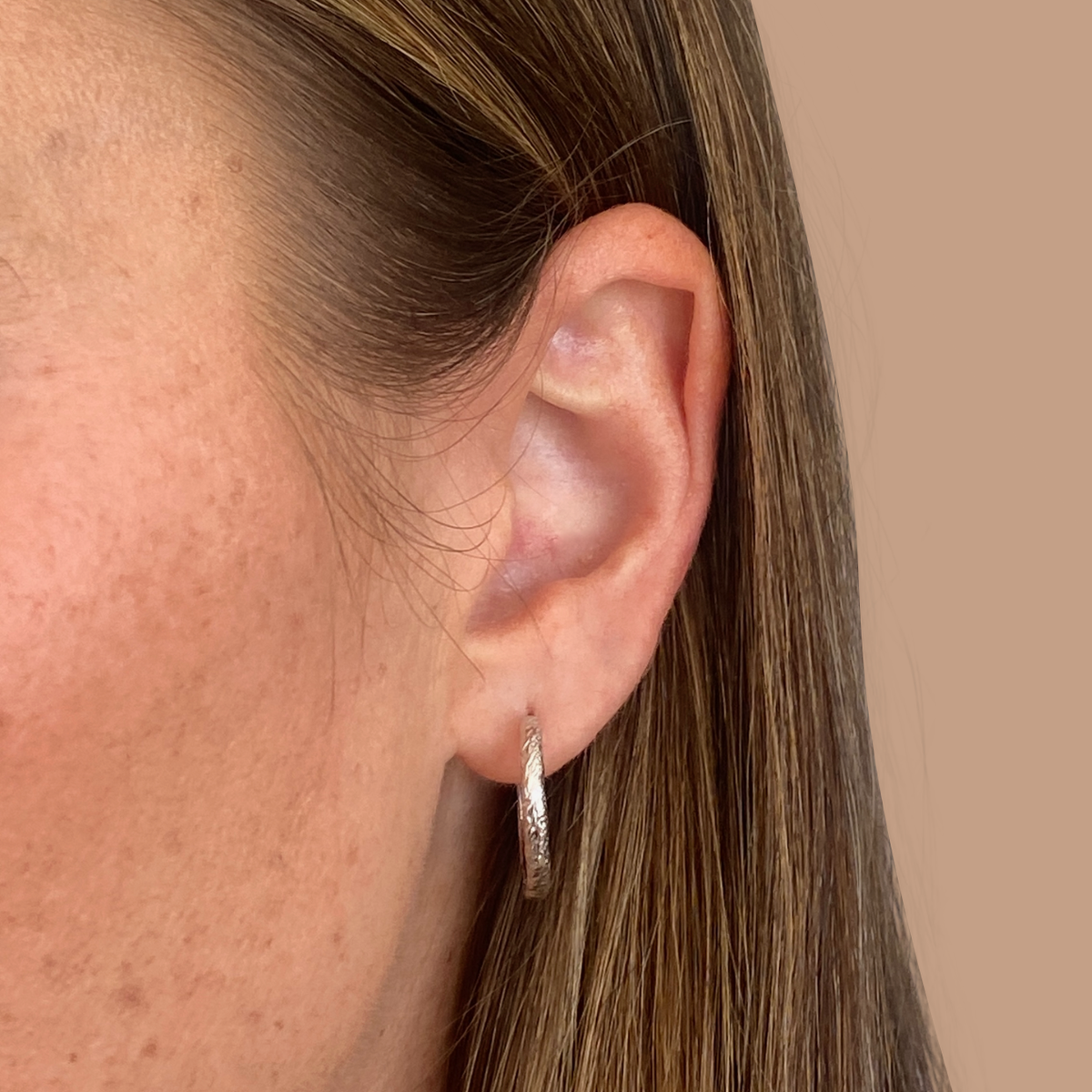 EL&RO Vivi Hoops 20mm Silver